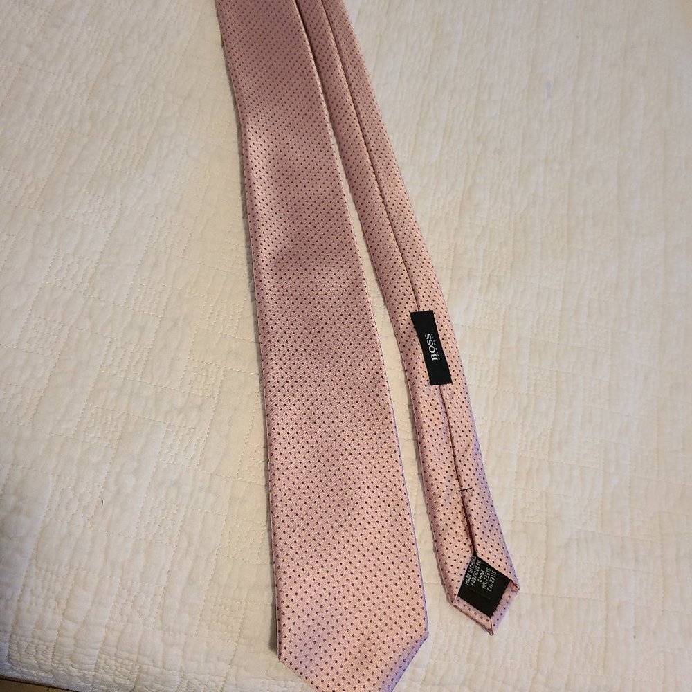 Boss Pink with Purple dots...excellent like-new!